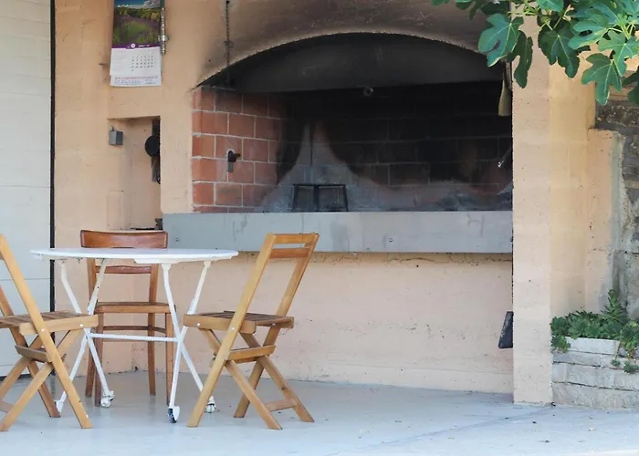 2 Bedroom Beautiful In Popovici Popovici (Sibenik-Knin)