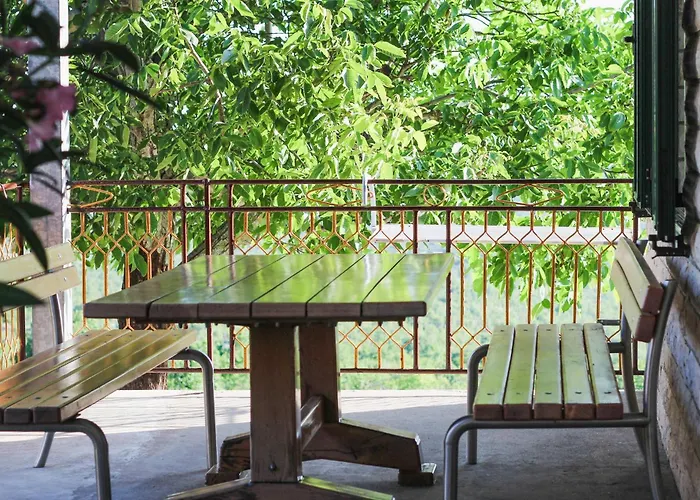 2 Bedroom Beautiful In Popovici 度假居 Popovici (Sibenik-Knin)