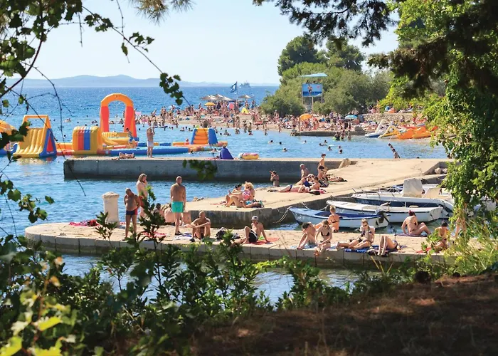 2 Bedroom Beautiful In Popovici Popovici (Sibenik-Knin)